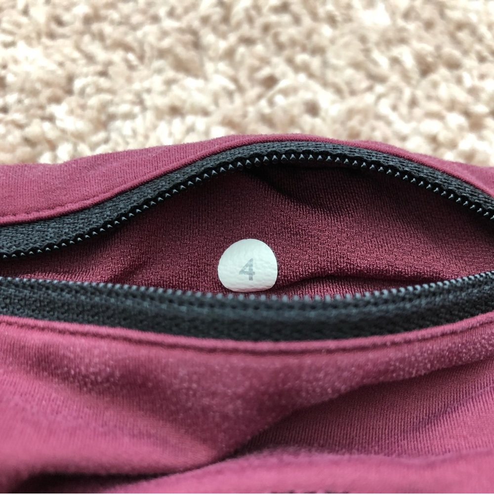 Lululemon Speed Shorts - Picture 5 of 6